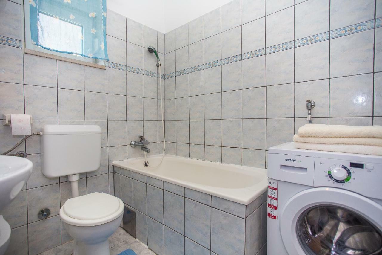 Apartman Visic 1692 Kaštela Exterior foto